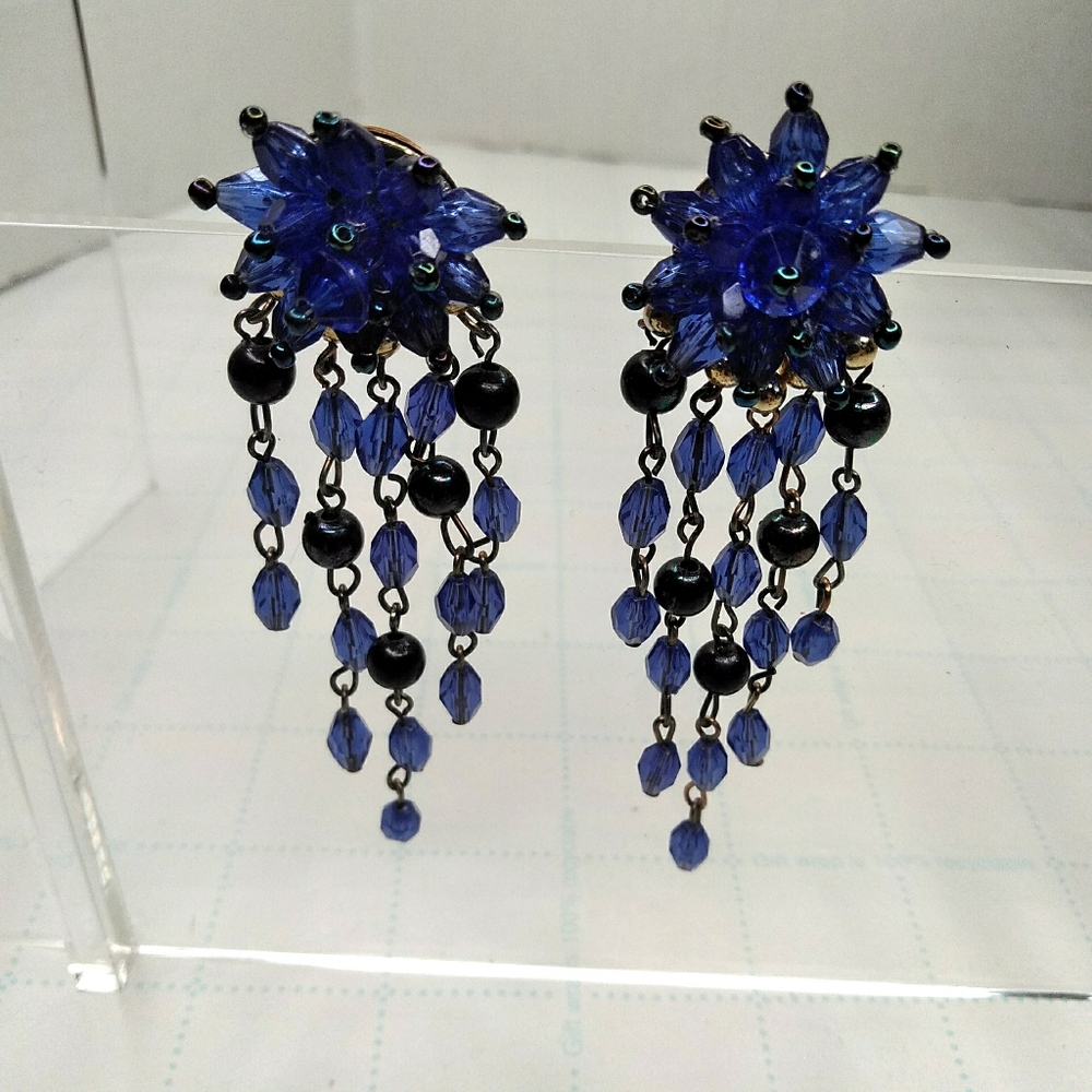 VTG Blue Black Flower Beaded Dangle Earrings